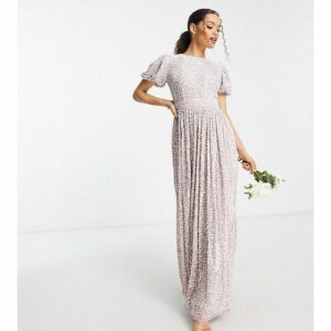 Beauut Petite - Bridesmaid - Maxi-Brautjungfernkleid in Mattrosa mit ganzflächiger Kontrastverzierung