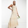 ASOS DESIGN Petite - Bridesmaid - Verziertes Maxi-Brautjungfernkleid in Champagner mit Stickerei und schmalen Trägern-Weiß
