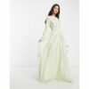 ASOS DESIGN - Bridesmaid - Langärmliges Maxi-Brautjungfernkleid in Salbeigrün mit Blumenstickerei und Perlenverzierung